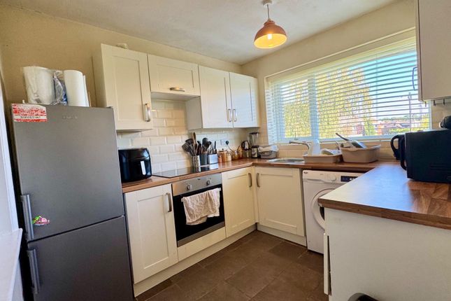 Avon Court, Southampton photo 3