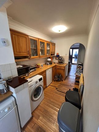 93, Bradley Road, Luton photo 4