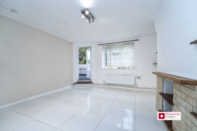 Flat 4 Danby House,, Frampton Park Road, Hackney photo 2