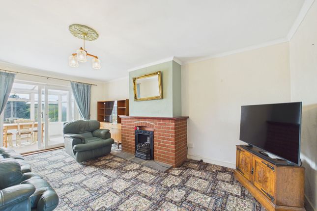 9 Glancleddau, Haverfordwest photo 4