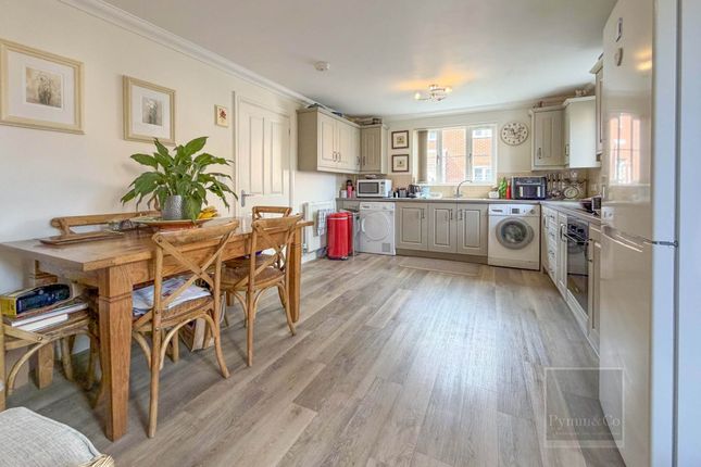 14, John Franklin Way, Norwich photo 4