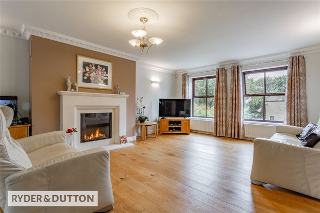10, Oakenshaw View, Rochdale photo 4