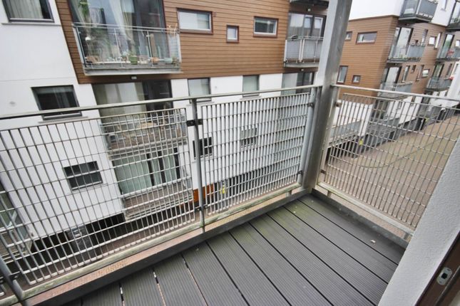 Apartment 100, Isaac Way, Manchester photo 2