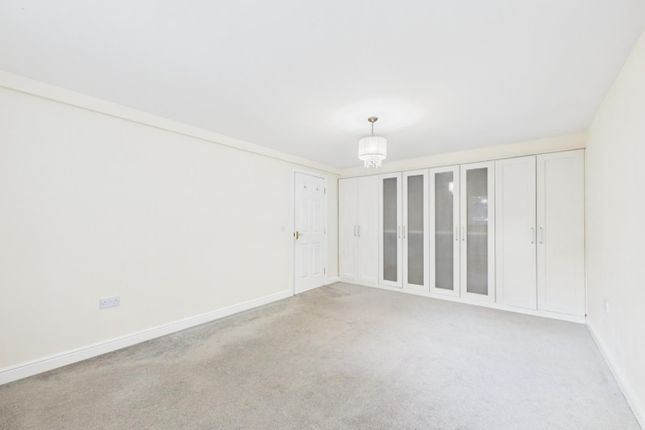 25, Weavers Lane, Cullingworth photo 3