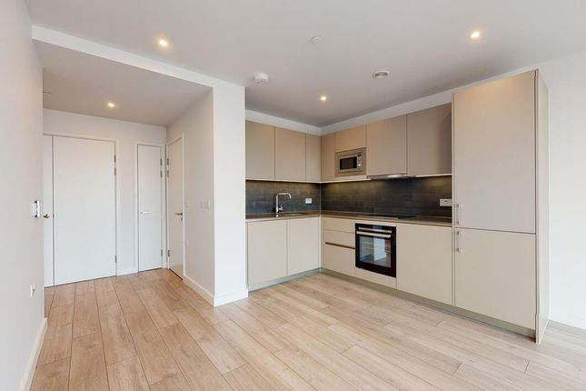 Thumbnail Flat to rent in 52, New Kent Road, London