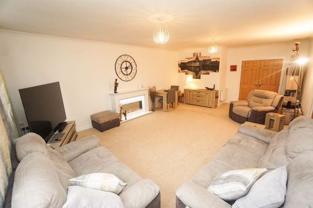 Flat for sale in Capitol Close, Bolton