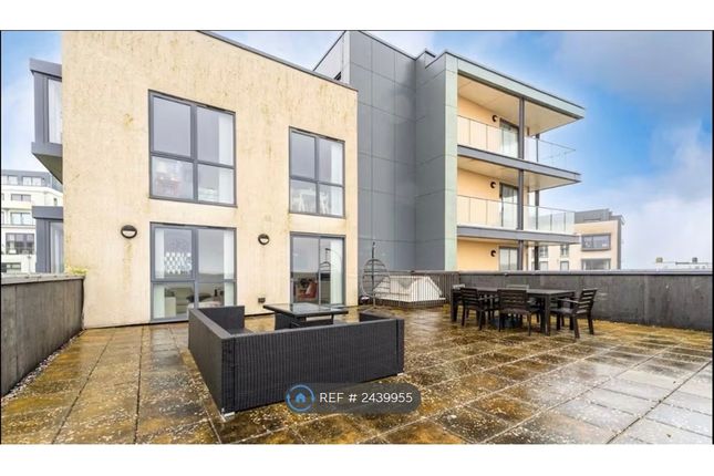 Flat, Caspian Heights Suez Way, Brighton photo 5