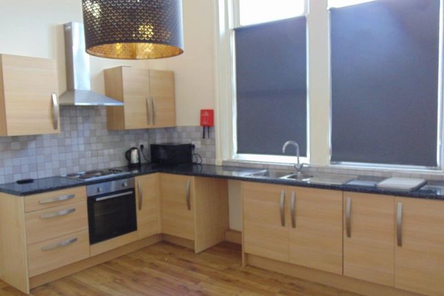 Thumbnail Flat to rent in 129 Colne Road, Burnley, Lancashire