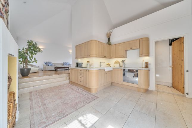 Clock House Bungalow, Felderland Lane, Worth, Deal photo 4