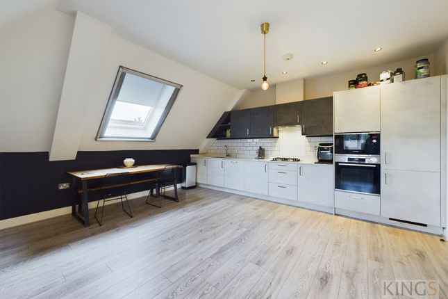 Flat 15, Highfield House Roe Green Lane, Hatfield photo 4