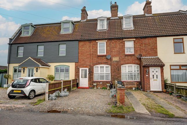 3-bed terraced on 2 Seamans Cottages, Sidegate Road, Great Yarmouth, £240,000