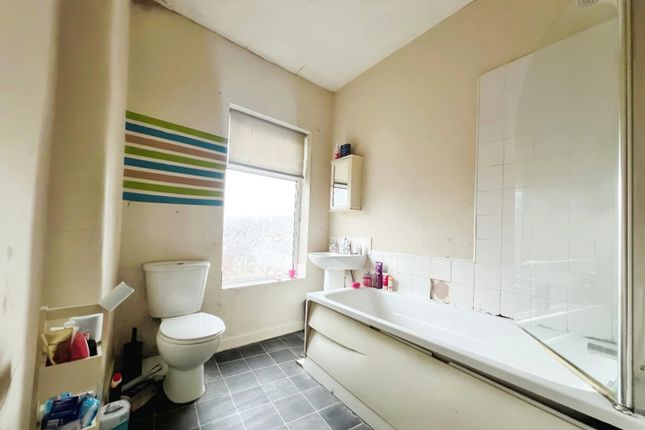 End terrace house for sale in Peter Street, Leigh