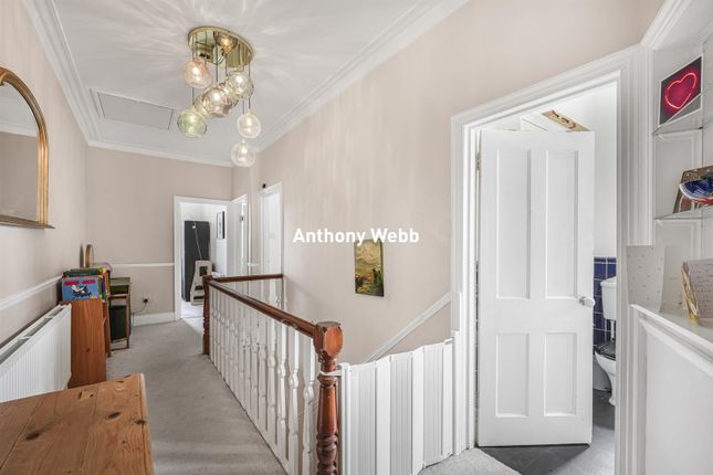 77a, Lakeside Road, London photo 4