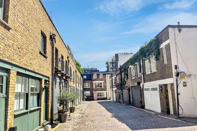 12, London photo 4