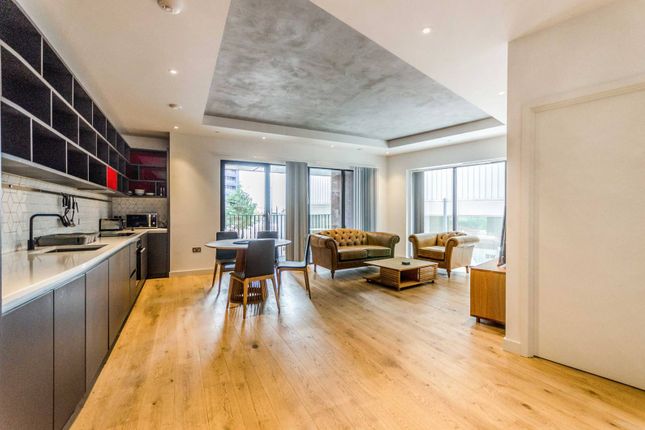 Thumbnail Flat to rent in Modena House, Tower Hamlets, London