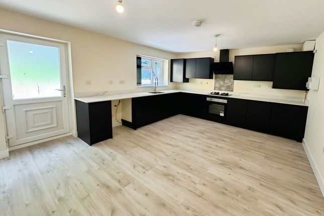 7a Boscobel Close, Telford photo 2