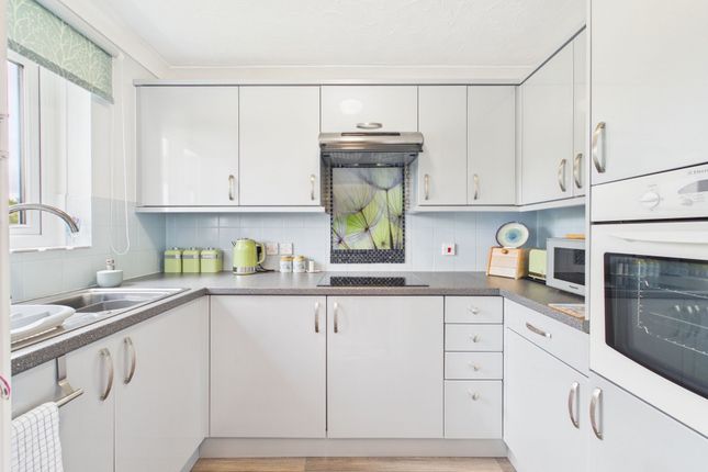 Flat 18, Pentyre Court Vicarage Road, Bude photo 3