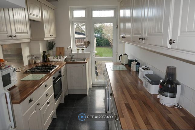 Sunnymede Avenue, Epsom photo 4