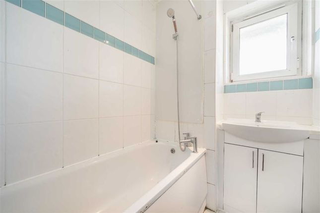 Flat for sale in Burbage Close, London