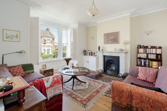 5, Dashwood Road, London photo 2