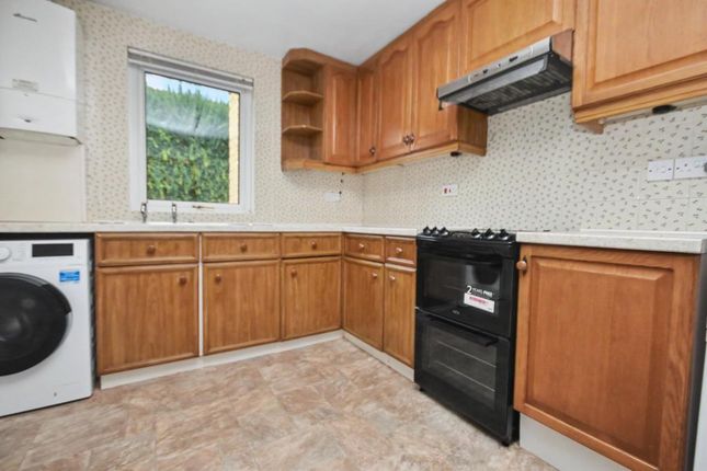 18, Manorfields, Whalley photo 5