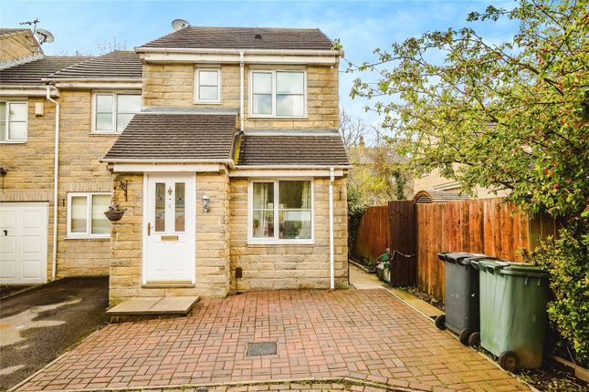 End terrace house for sale in Middlemost Close, Huddersfield, West Yorkshire