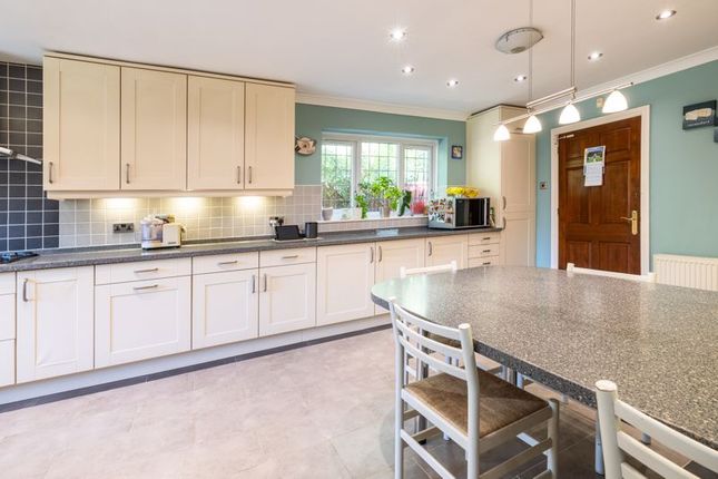 16, Bilbrook Lane, Milton Keynes photo 3