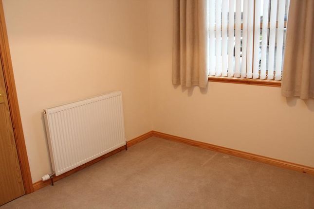 Flat to rent in Correen Avenue, Alford