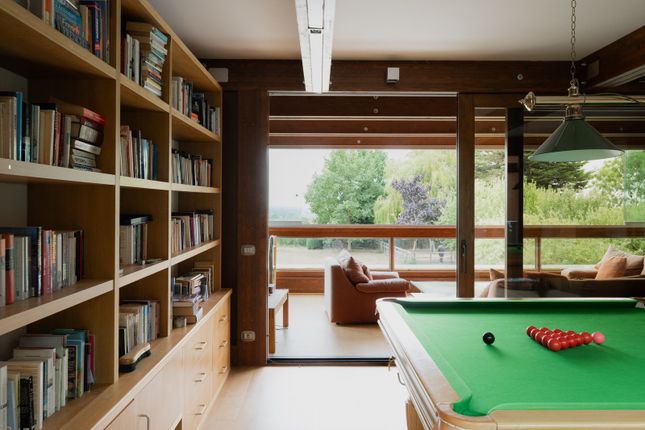 306754 - Blue Gates, Cambridge-17.Jpg