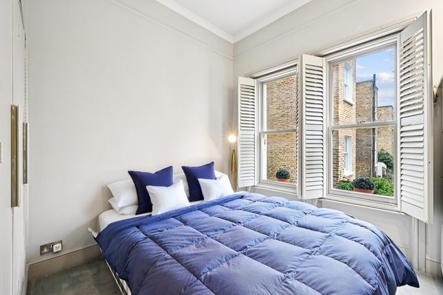 3 (First Floor), 40, Oakley Street, London photo 2