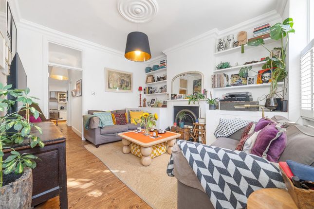13, Santley Street, London photo 4