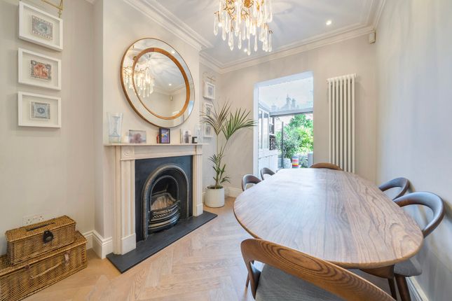 Liverpool Grove, London, SE17, Elephant and Castle photo 4