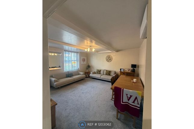 Flat A, Regent House  Lower High Street, Stourbridge photo 3
