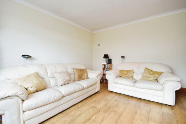 Flat for sale in Woodlake Avenue, Chorlton, Greater Manchester
