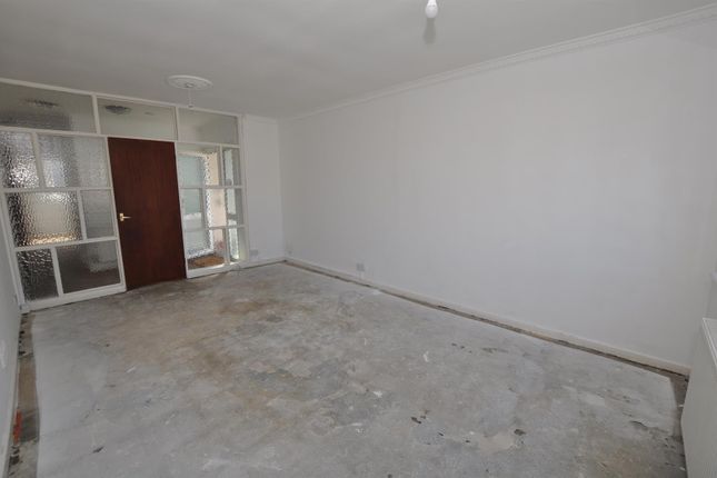 2 Brynteg, Pentremeurig, Carmarthen photo 5