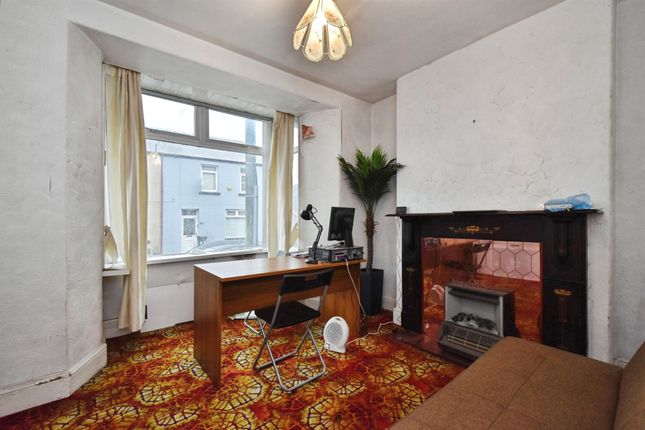 3, Emlyn Terrace, Merthyr Tydfil photo 2