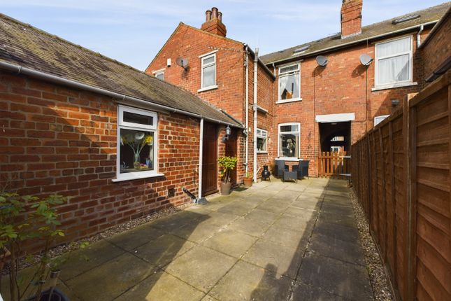 Terraced house for sale in Green Lane, Selby