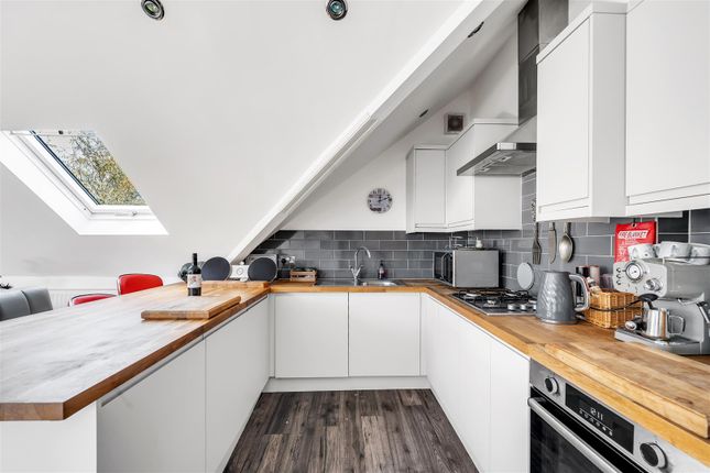 Flat 8 The Mulberrys, 18 Victoria Avenue, Swanage photo 4