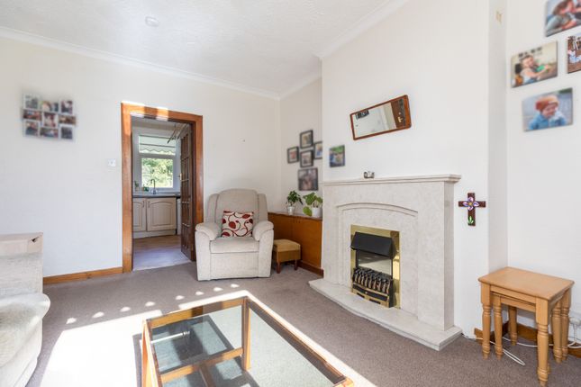 26, Walnut Road, Glasgow photo 3