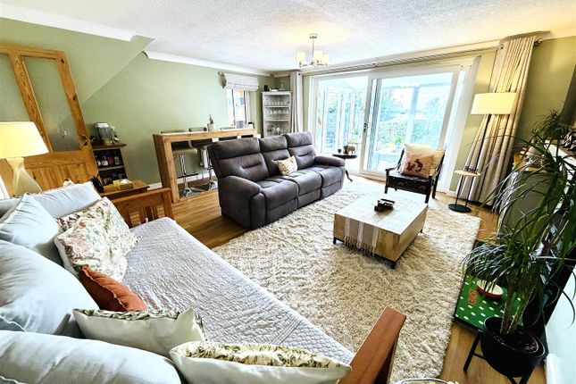 68, Hull Road, Selby photo 4