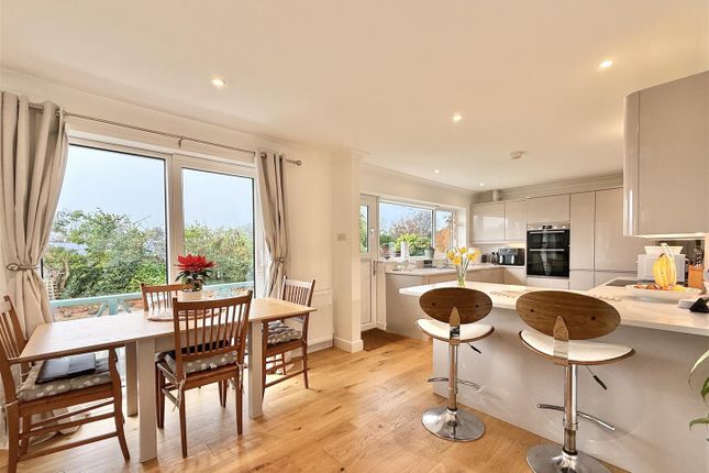 7, Barnfield Close, Brixham photo 3