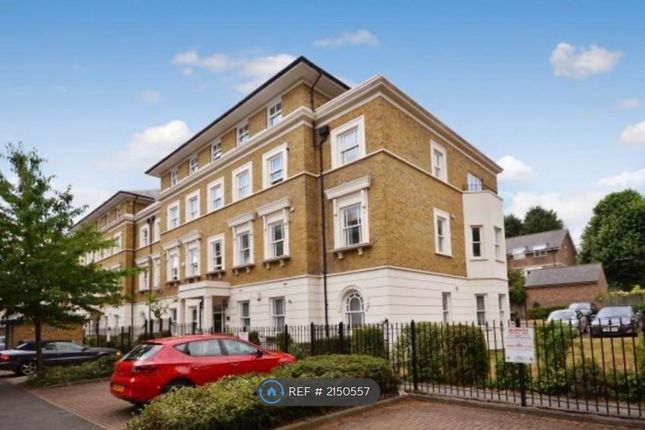 Thumbnail Flat to rent in Lloyd Villas, London