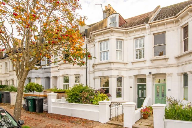 18 Newtown Front Short.Jpg