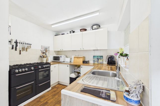 7, Greenacres Road, Worcestershire photo 3