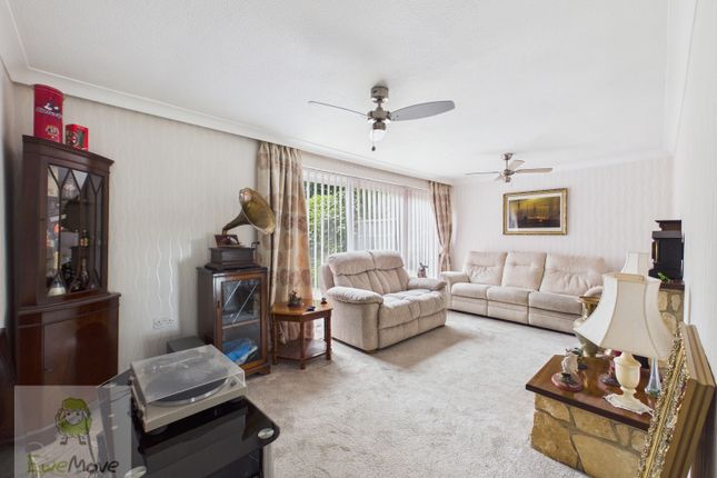 14, RUSSET CLOSE, ROCHESTER photo 3