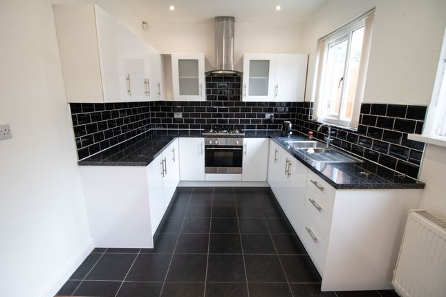 2, Davies Street, Bolton photo 5