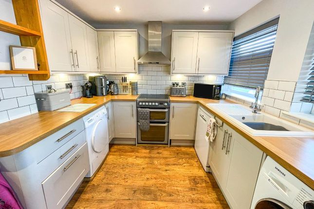33, Shadwell Close, Weeting photo 2