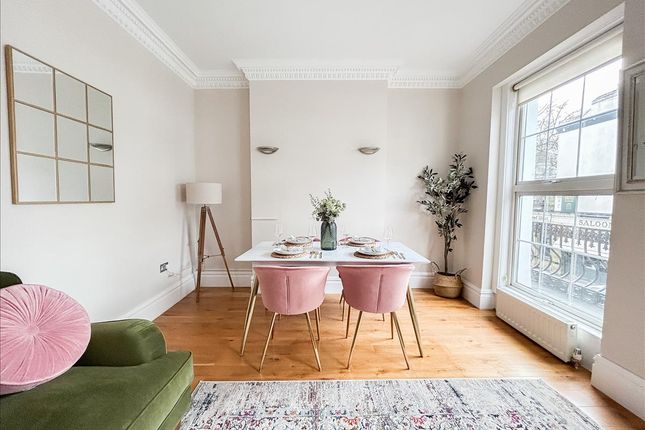 Flat for sale in Clarendon Road, London