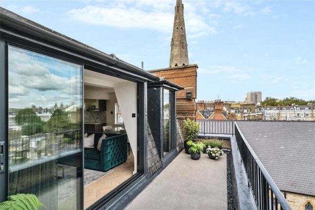 Thumbnail Flat for sale in Cranley Gardens, London