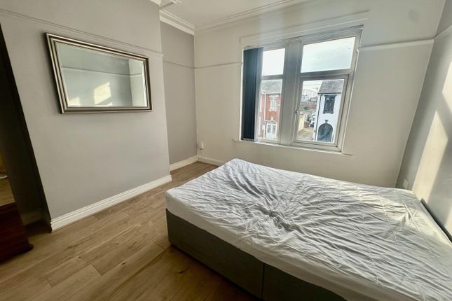 Flat 2, 7, Trent Road, Blackpool photo 4